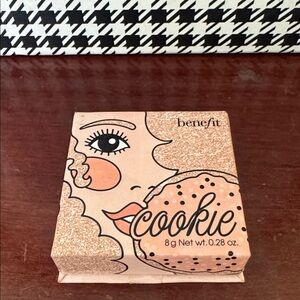 Benefit Cookie Powder Highlighter